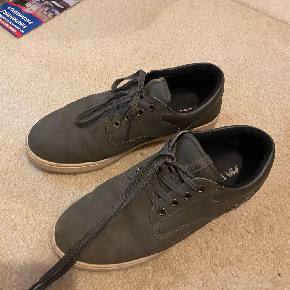 Low Top Supra Shoes